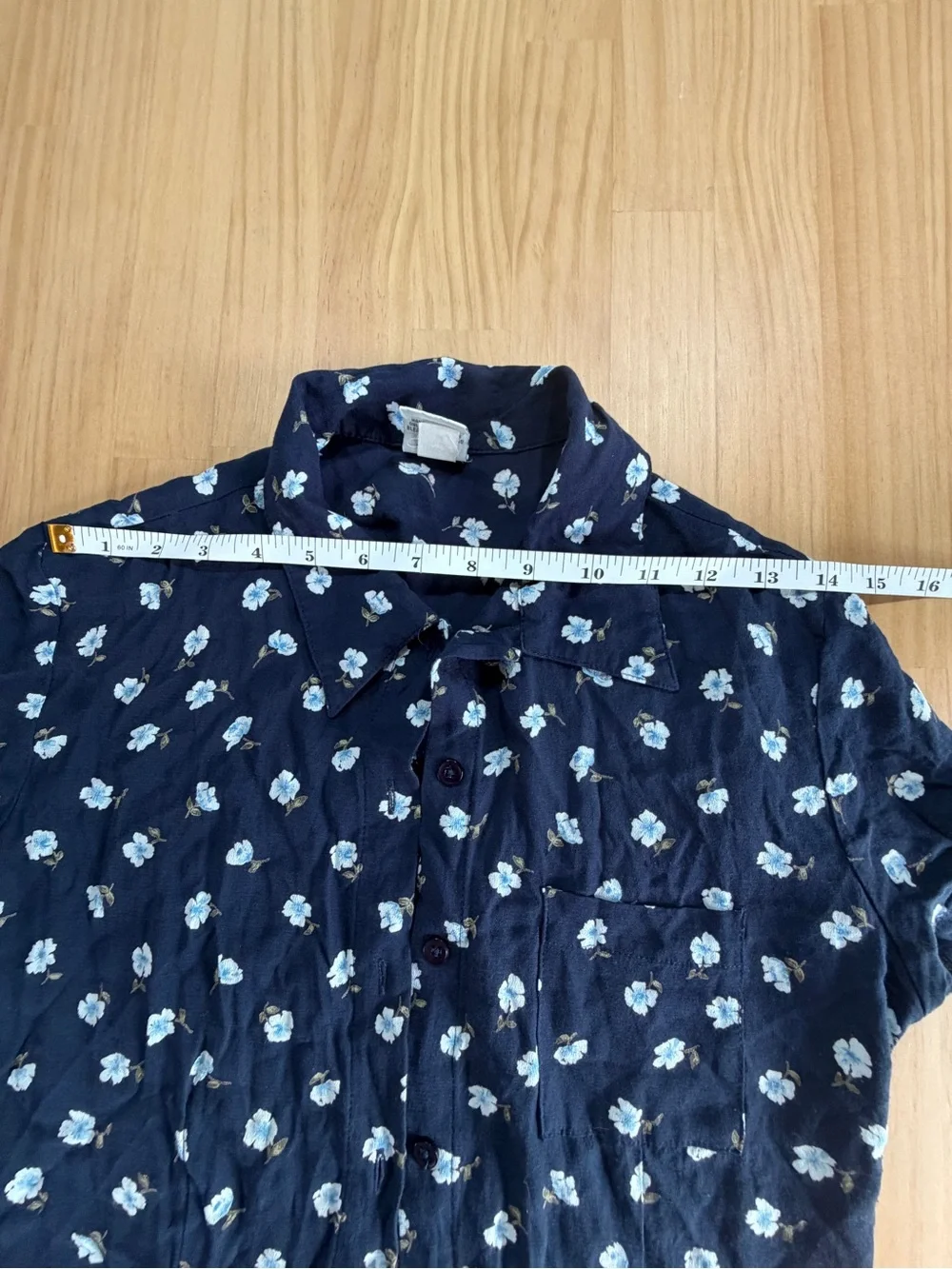 Old Navy Navy Dress with White and Light Blue Floral Print B12